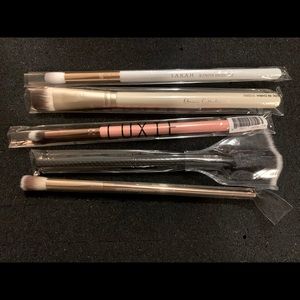 Makeup Brushes